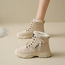 Bota Feminina de Cano Curto com Solado Grosso Forro Aveludado Estilo Casual Esportivo – (Promoção de Inverno 2025)