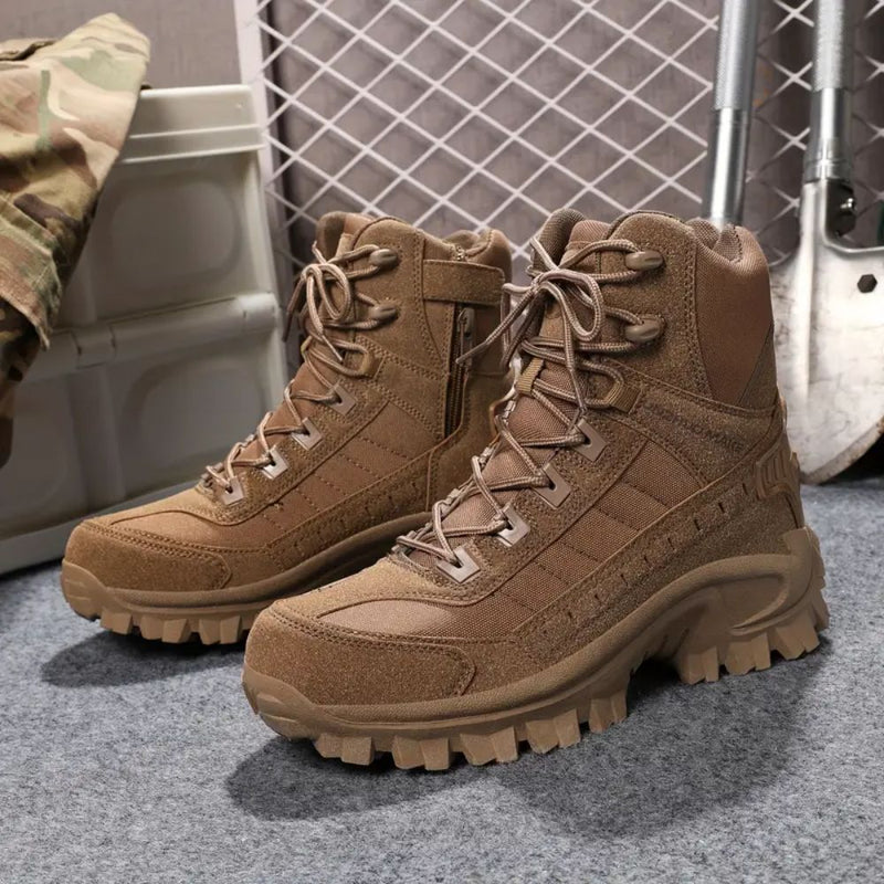 Kit Bota Tática Militar Tarkos Masculina em Couro Legítimo e Nylon + BRINDES: Cinto, Carteira e Relógio Tático