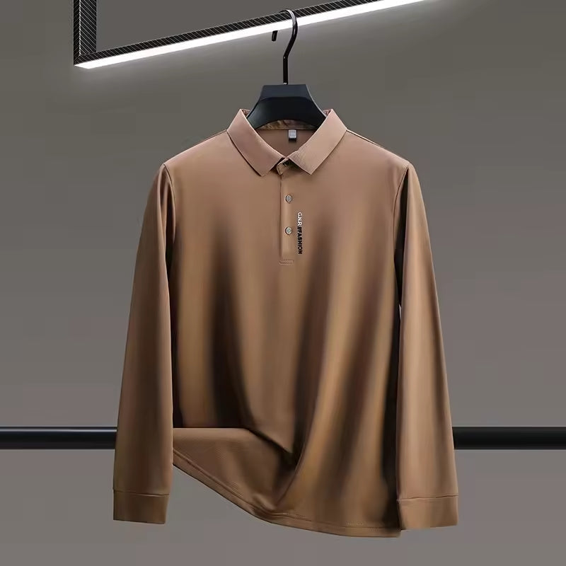 [PAGUE 2 LEVE 3] Camisa Polo Manga Longa Casual Patrick em Seda Gelo, Poliéster e Elastano + BRINDES: 2 Calças e Cinto